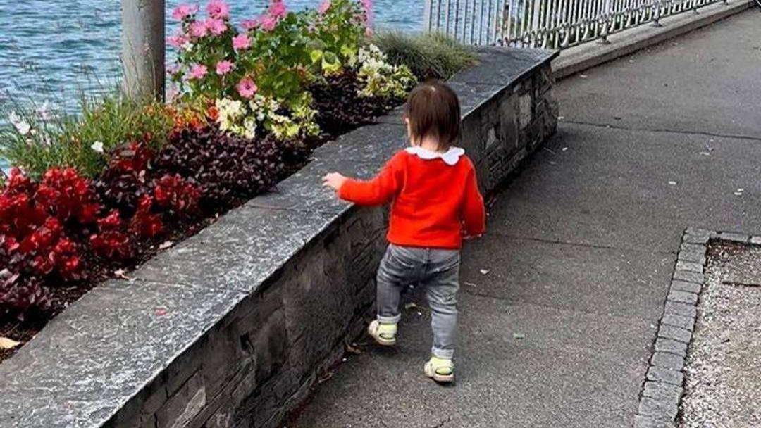 陈法拉|事业家庭两不误！40岁陈法拉罕见曝光女儿近照，新作女仆造型吸睛