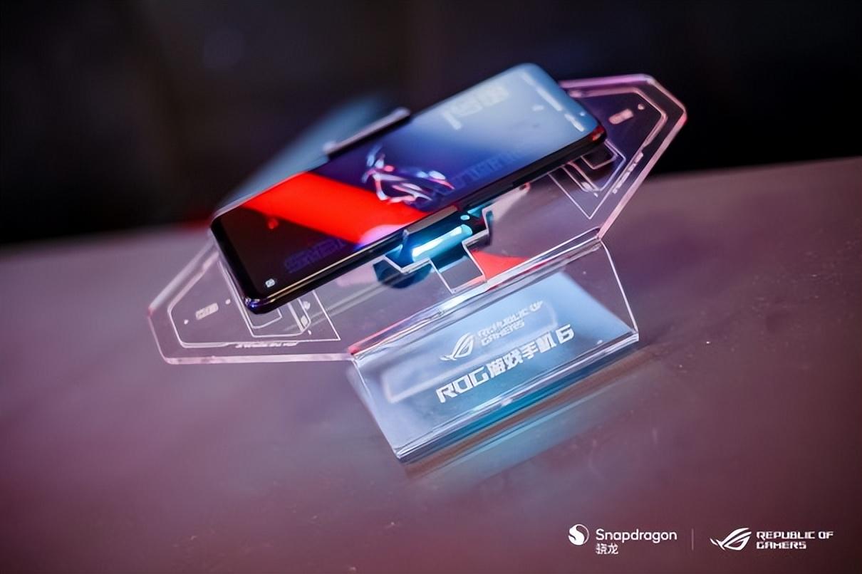 gnome|骁龙嘉年华火热进行:ROG 6领衔众多亮点产品,亲临现场才知多爽