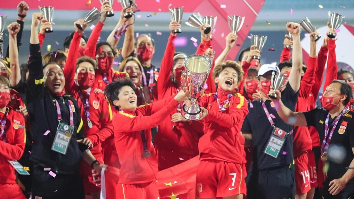 国际奥委会|女足夺冠后！这次奖金给足了，韩乔生直指男足，人民日报发声表态