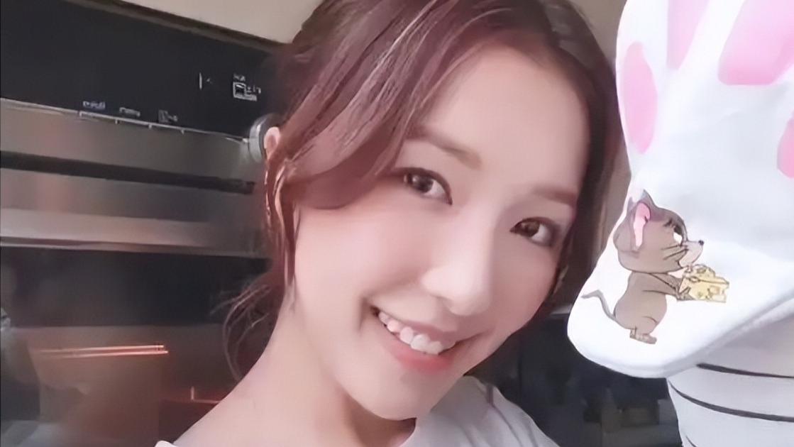 郭嘉文|郭嘉文端午节晒照，疑对李泽楷念念不忘！梁洛施才是“高端玩家”