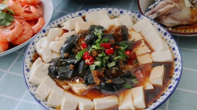 蛋糕|小舅子来吃饭，姐夫做菜，晒朋友圈火了，网友：“豪横”姐夫