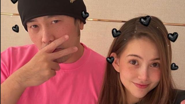 昆凌|昆凌难得分享小女儿的正面可爱萌照 小女儿乖巧熟睡在婴儿床上