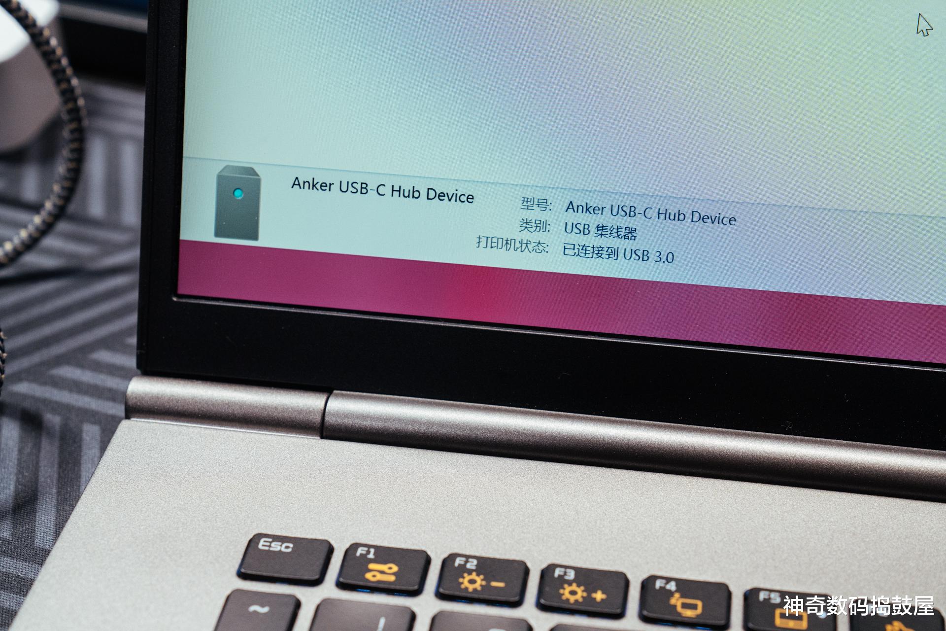 |简洁条理,如何布置自己的办公桌面:轻办公好物分享