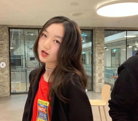 佟大为|佟大为13岁女儿长啥样？一组照片告诉你，网友：和想象中有差距