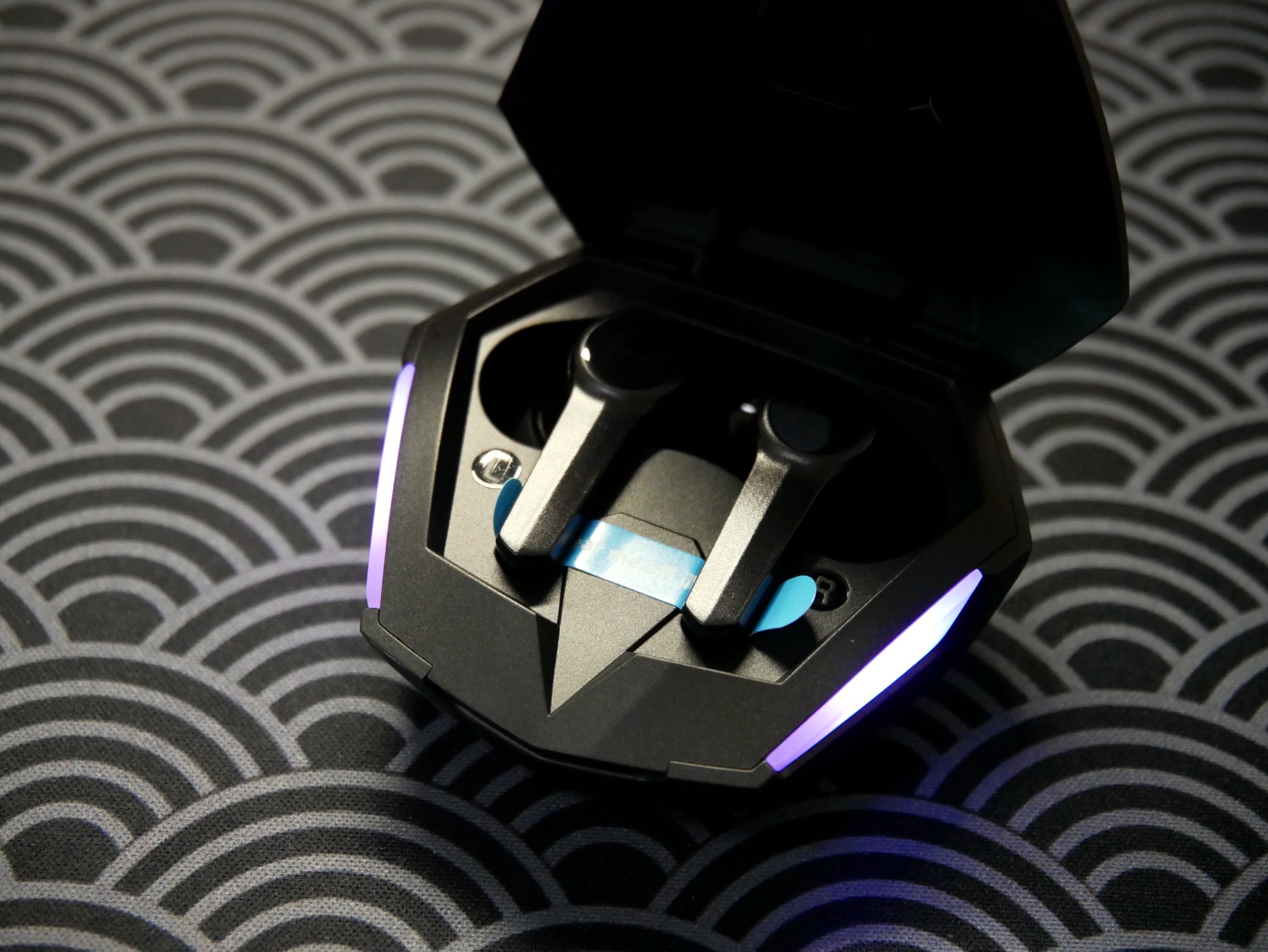 |蓝牙也有低延迟——漫步者GT4S 双模蓝牙游戏耳机