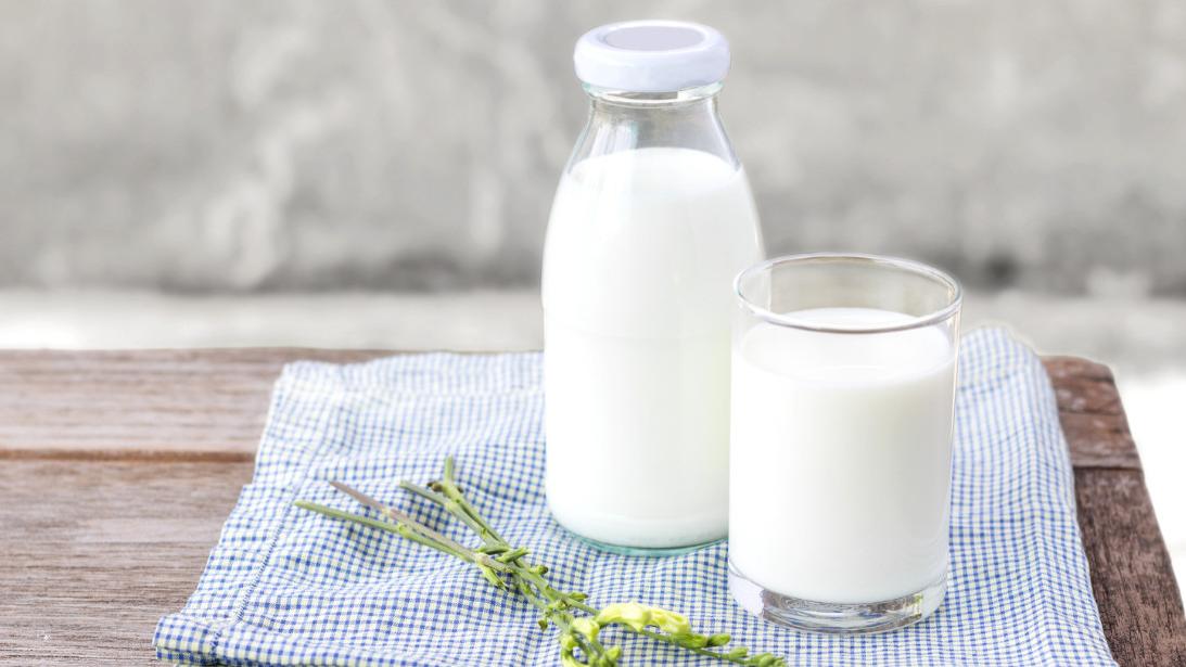 市面上那么多牛奶，哪些“牛奶”不能喝？快来看看喝牛奶的禁忌