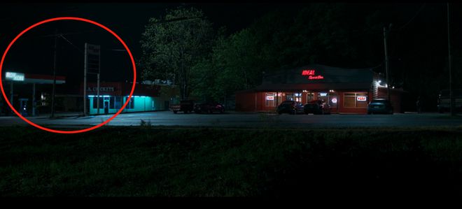 珍妮弗|《女浩克》第1集彩蛋解析，打破第四面墙，月光骑士与钢铁侠客串