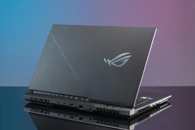 软件|起飞!16核i9 12950HX带你“俯瞰众生”