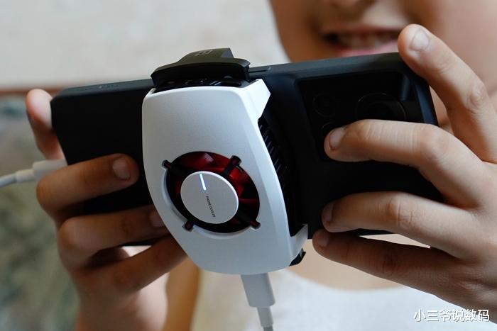 一加科技|一加18W冰点散热背夹：无惧酷暑、极速散热、畅快游戏