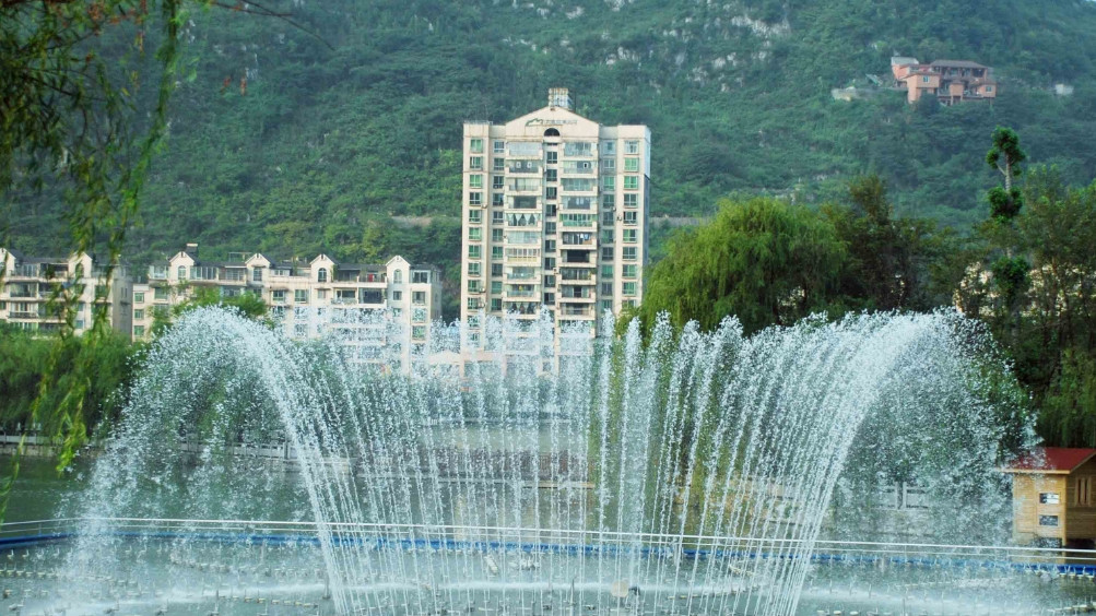 楼市抱团式涨价，不适应现在的市场