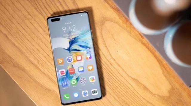 小米科技|用了两年华为Mate40Pro，换成小米12SUltra后，很多话不吐不快