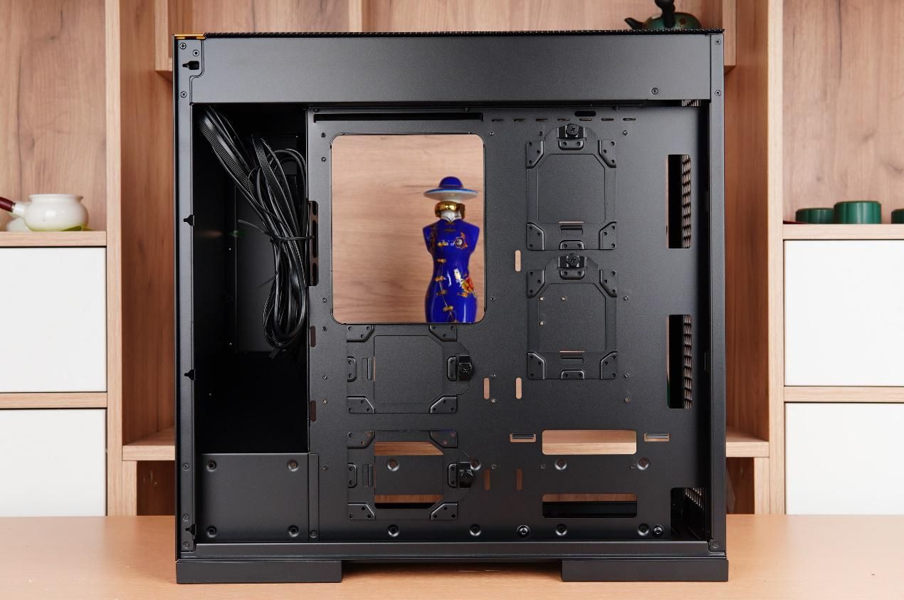 空调|简约、内敛、奢华,几何未来Model8 黑金达摩限定版装机分享