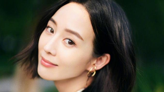 赫本 张钧寗瘦身秘技抢先看！亲授4招养成纤细手臂，蝴蝶袖、掰掰袖3分钟就隐形！