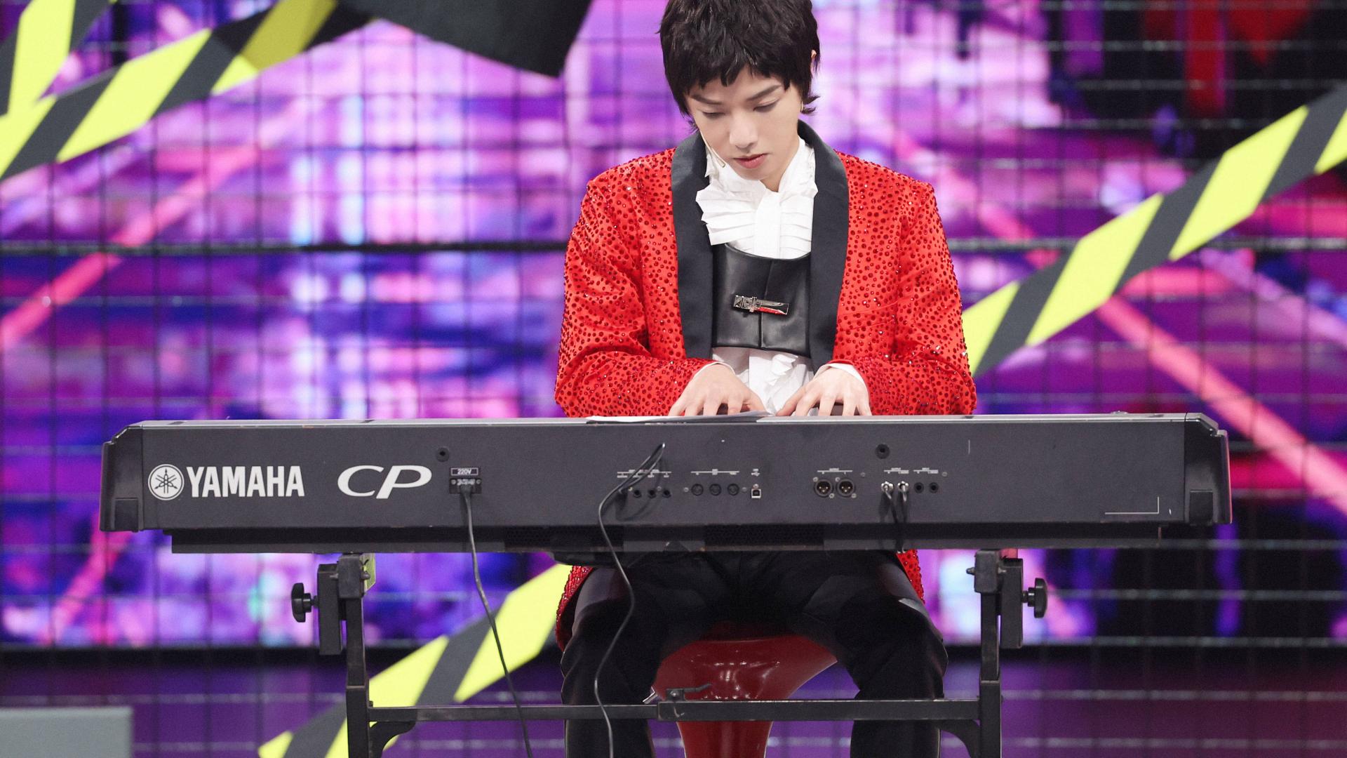 华晨宇|王牌对王牌收视新高！华晨宇代表家族出战，分享为去世母亲写的歌