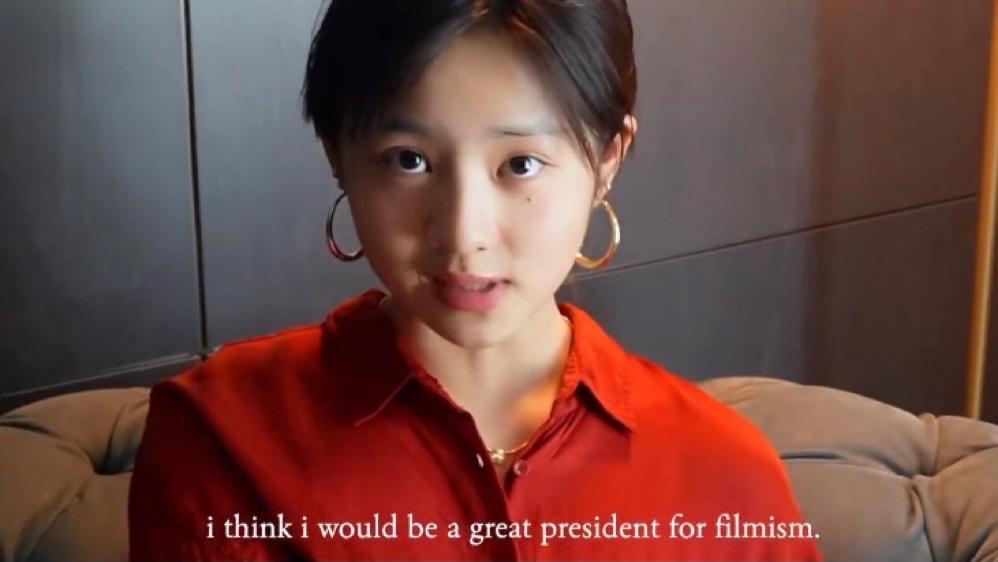 黄磊|黄多多说英语上热搜，被骂在中国就要说中文，内涵黄磊营销女儿