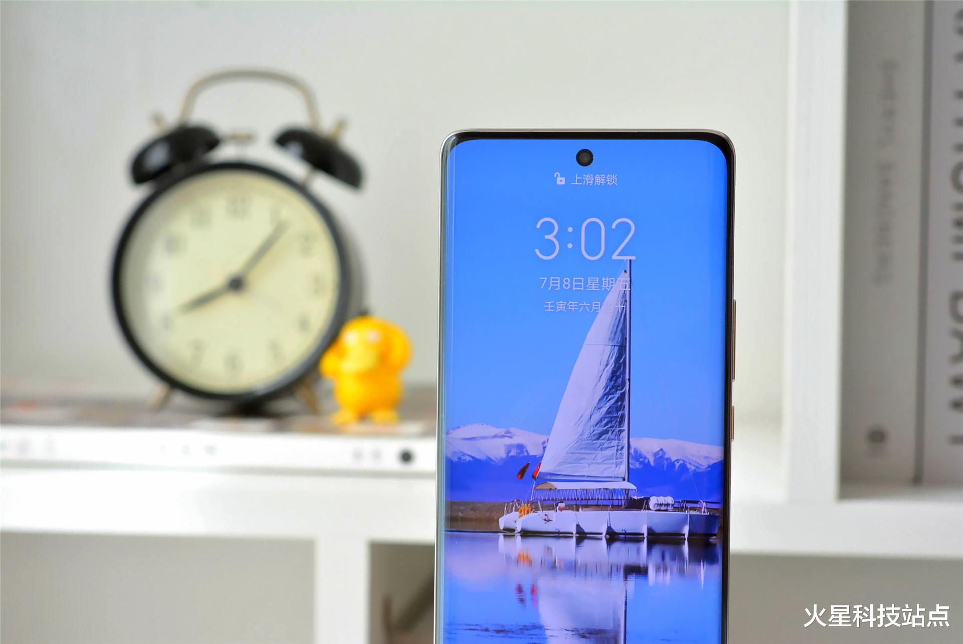 荣耀|15分钟充电60%,荣耀70 Pro使用一个月,聊聊我的实际感受