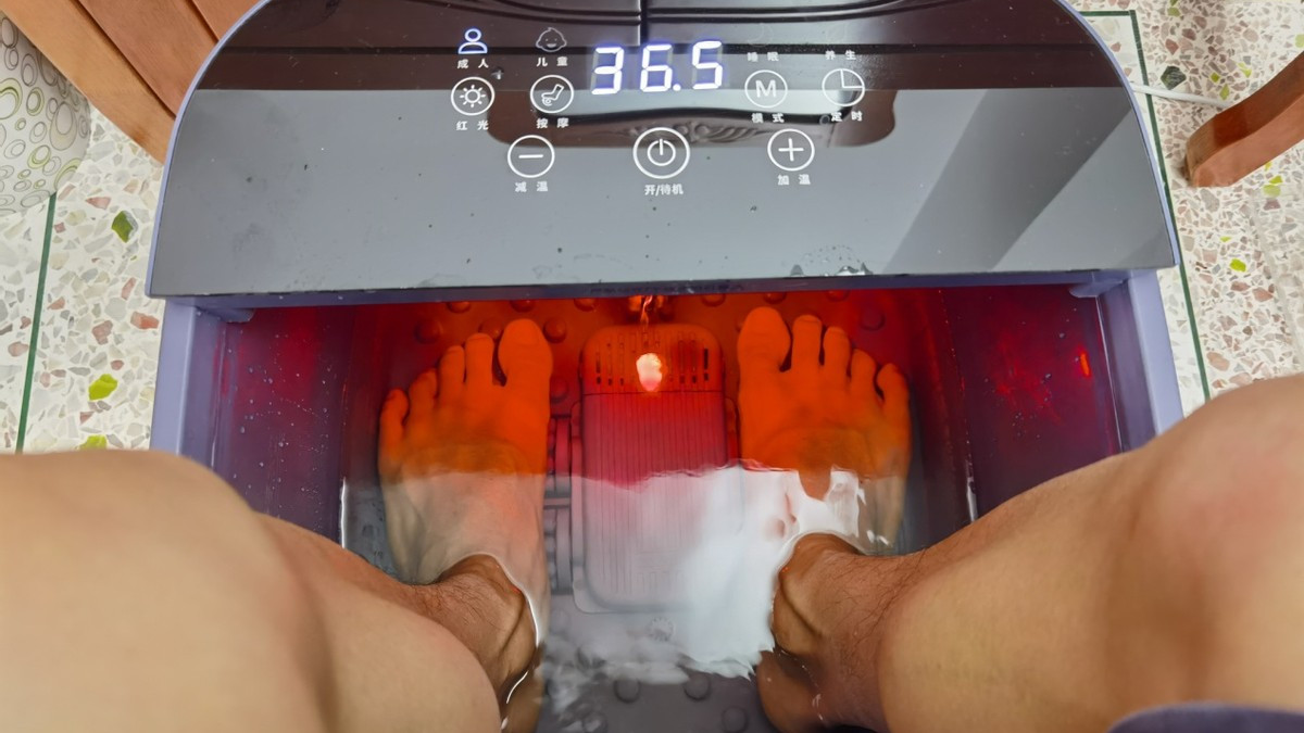 最温暖的年货，左点智能泡脚桶的体验，父母就该这样享受