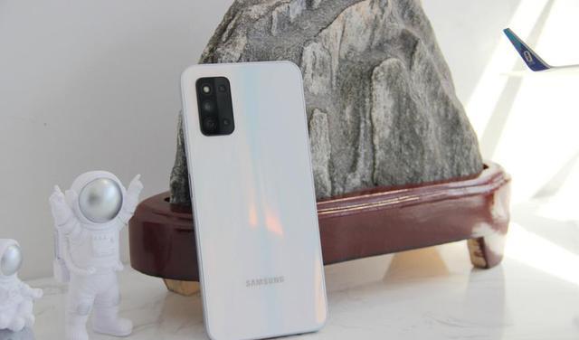 三星|三星GalaxyF62定下7000mAh大电池，对标国产千元机，你怎么看？