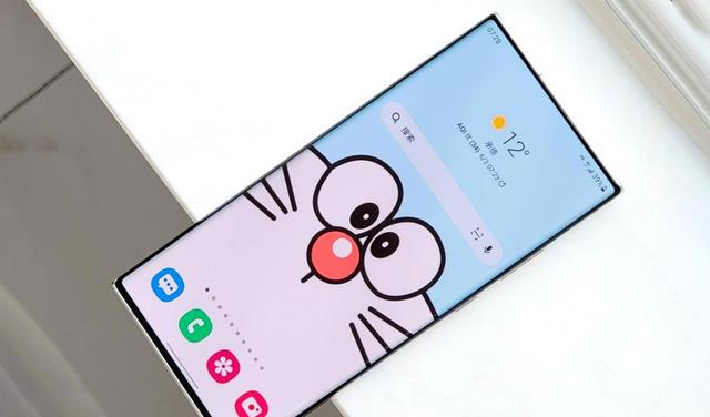 智商税|为什么有的手机要一两千，有的却要五六千？真的是在交智商税吗