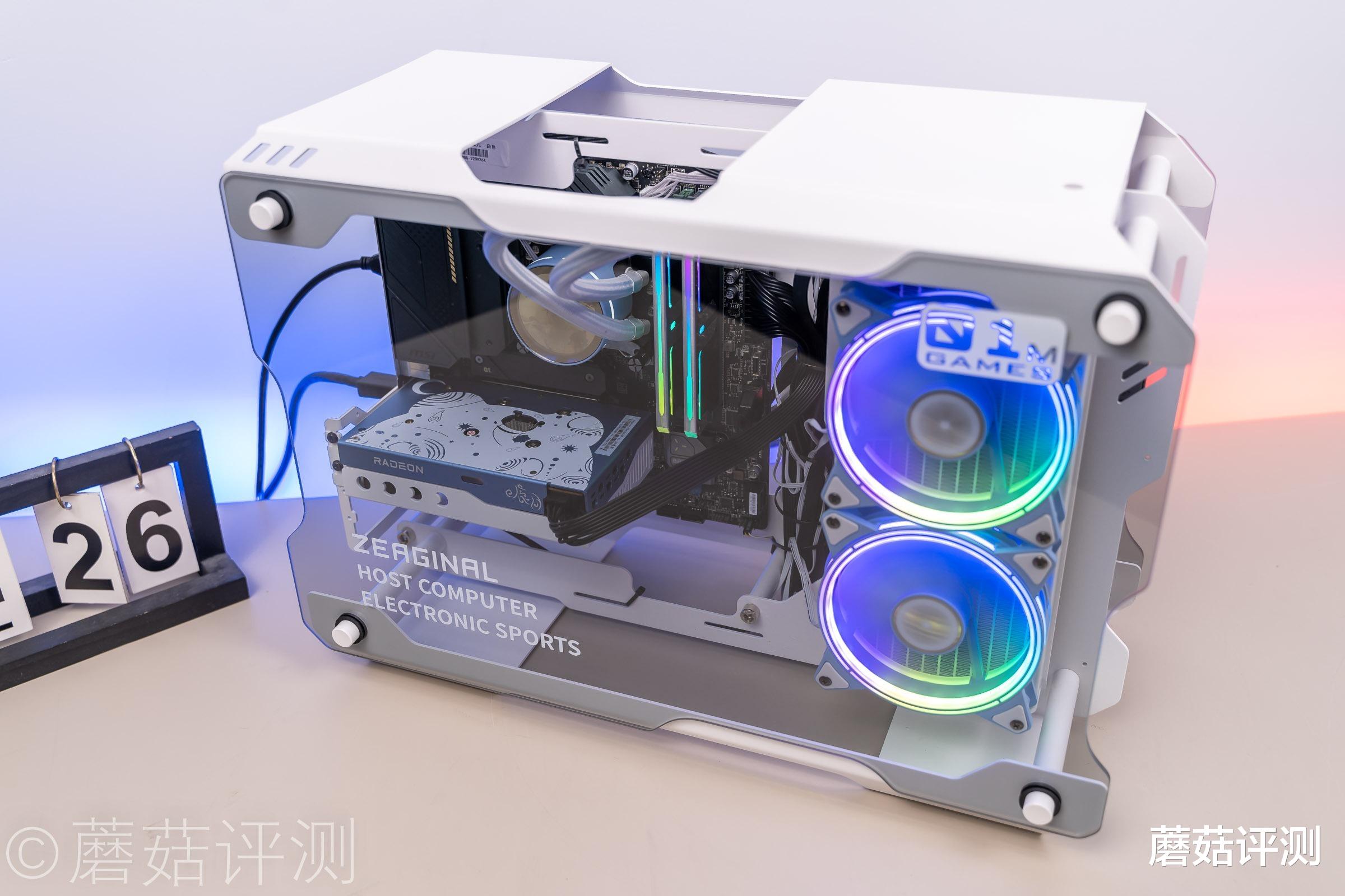 Ubuntu|高颜值主机谁不爱？只为那一抹白兰、盈通樱瞳花嫁系列主题装机 评测