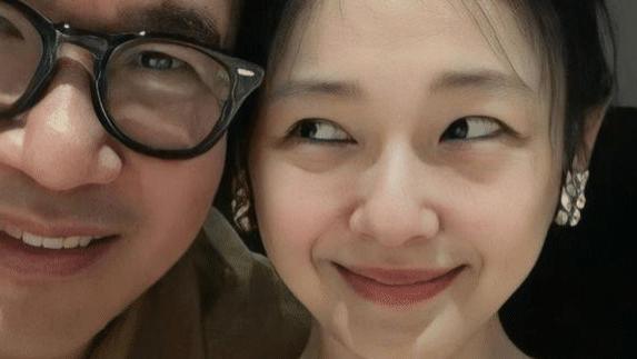 大S|具俊晔大S最新街头近照，大S穿搭成焦点，和头婚对比差距很大