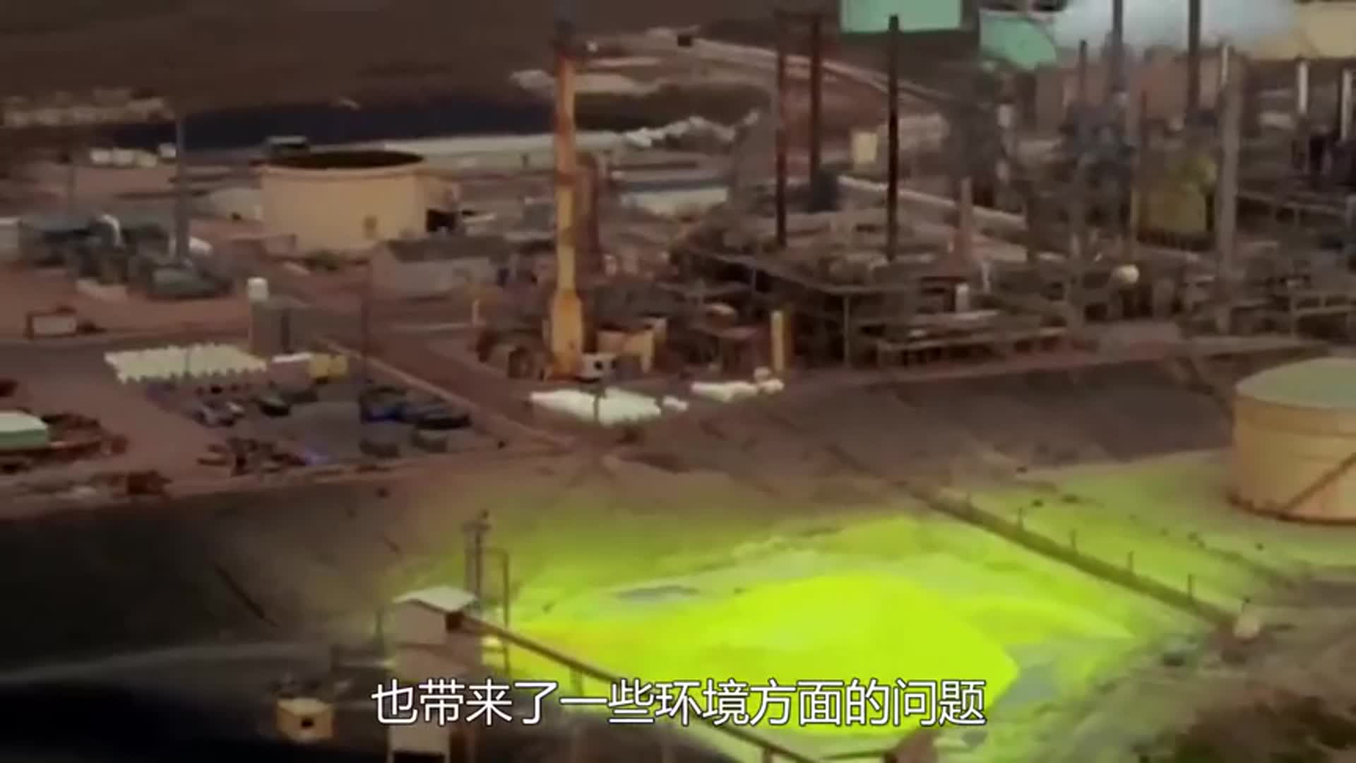 我国发明吞沙巨兽，一天能吞噬亩沙漠，当下已投入使用