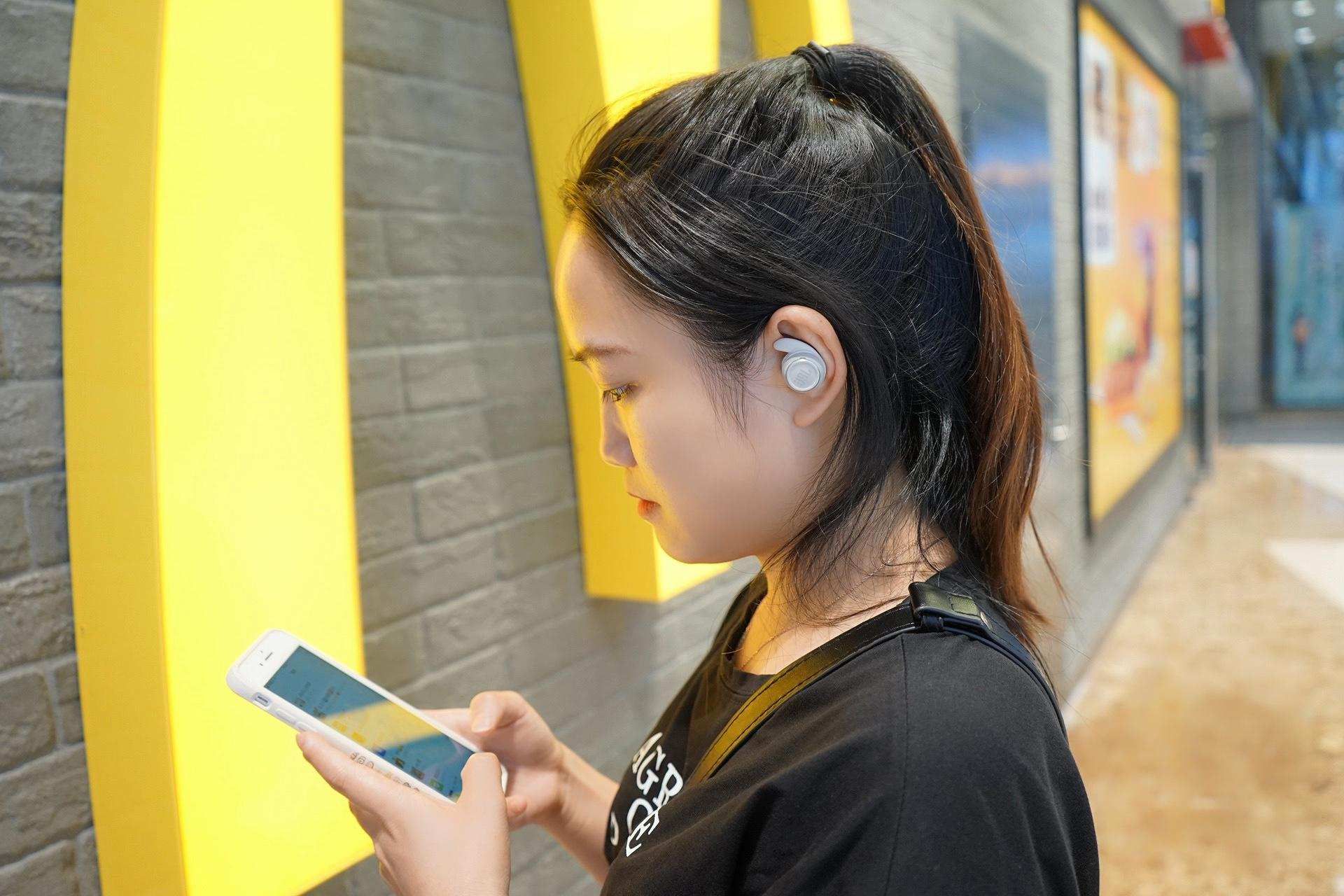 蓝牙耳机|学生党必入,2022值得入手的蓝牙耳机,平价高颜值耳机推荐!