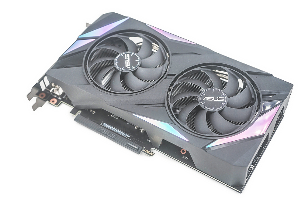 |5700G+RTX3050巨齿鲨+钢铁侠配色的机械大师钢铁匣nano机箱装机