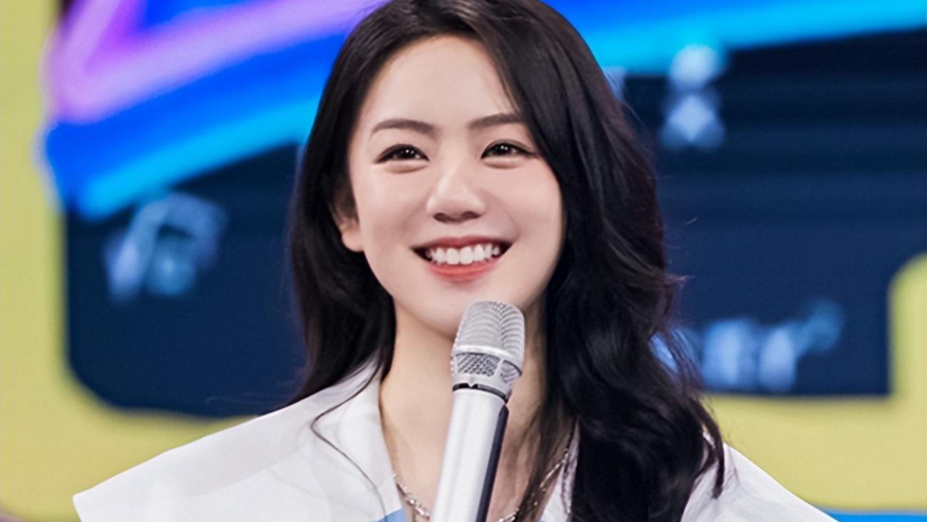 你好星期六|《你好星期六》冯禧转正，上位仅用6个月，芒果台六小花格局已定