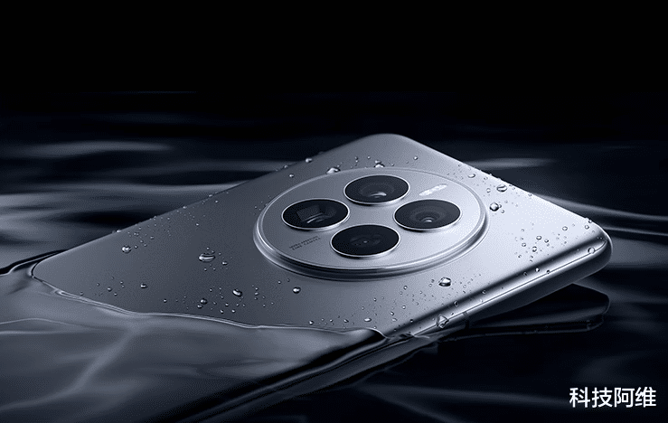 华为mate|国产手机市场诞生“新机皇”,IP68+鸿蒙OS3.0,花粉:终于等到了