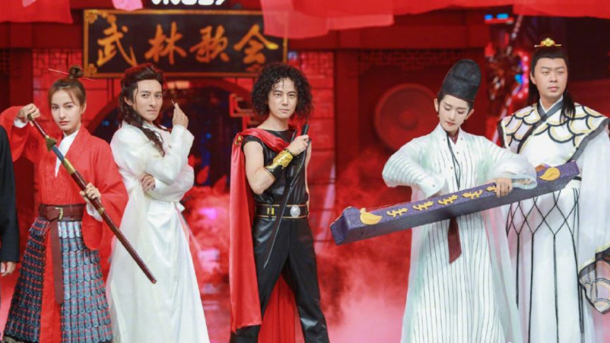 快乐大本营|《快乐大本营》怎么了？吴昕上节目刻意回避，5位主持人2人消失