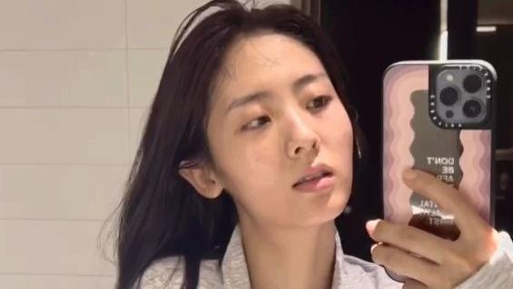 杨幂|唐山事件打人男子近照曝光，长相富态生活奢靡，网传已花60万私了