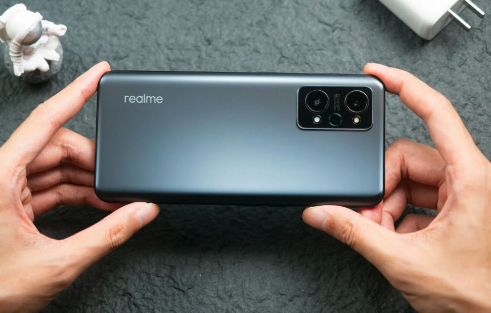 it芯片|最低仅1599元，这4款搭载“旗舰芯”的高性能千元机，闭眼随便买