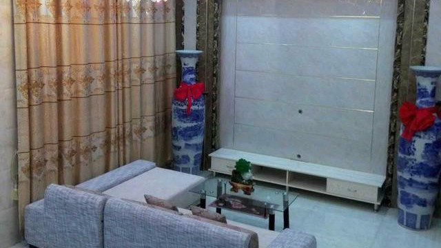 农村自建房，外观真的很好看，装修差好多了，跟外观不搭调