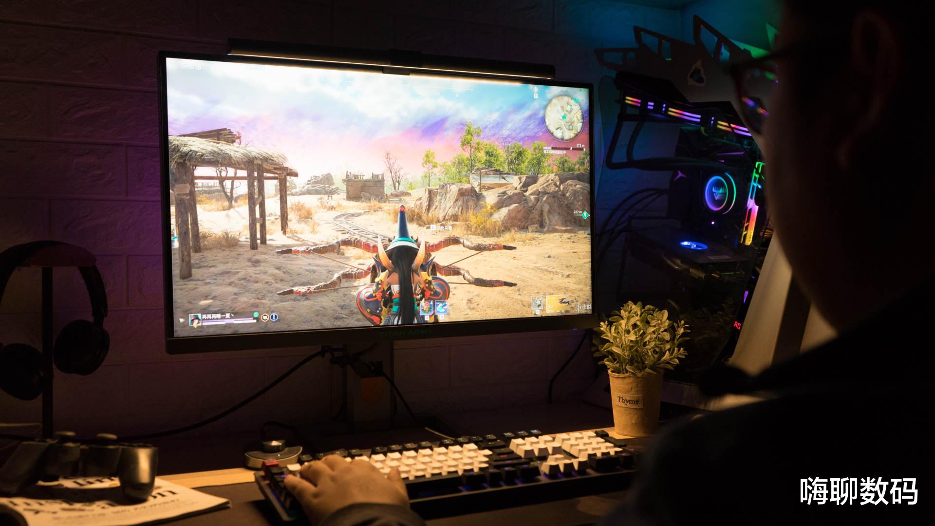 移动电源|MiniLED+165Hz刷新率，玩游戏更给力，泰坦军团电竞显示器真香