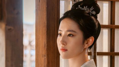 陈晓|豆瓣评分8.8，五星占比高，播放量破7亿，刘亦菲、陈晓为古装正名