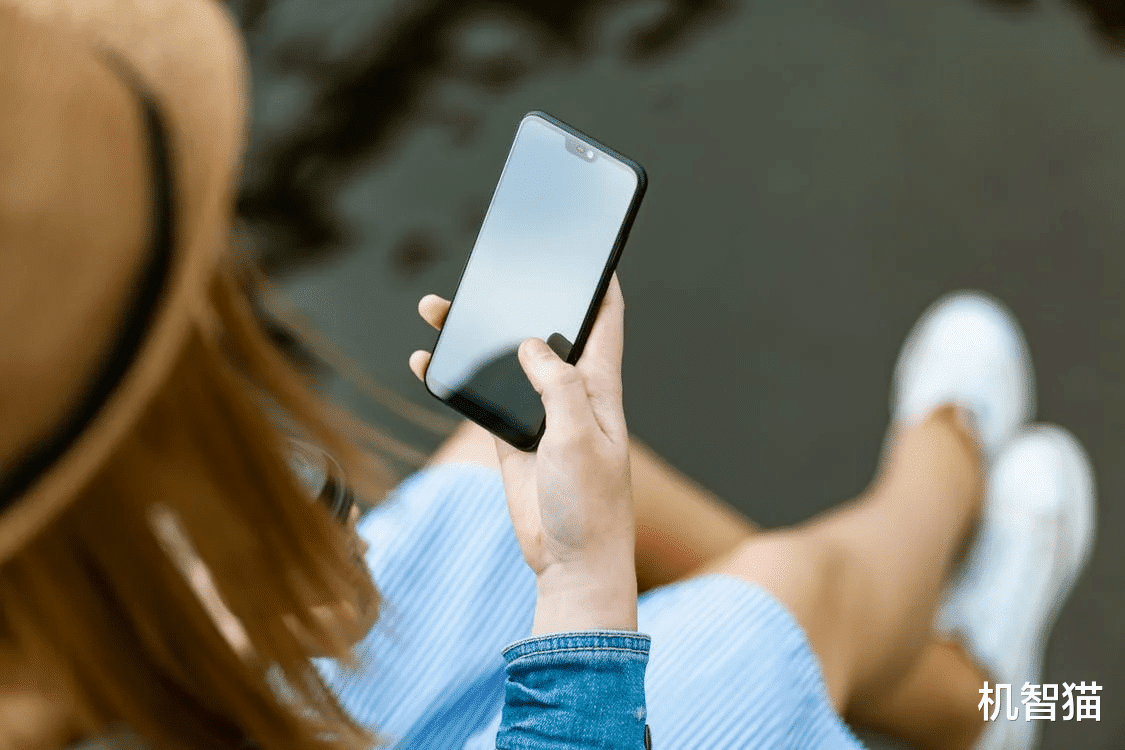 国产手机|年轻人不换手机,只是因为穷?