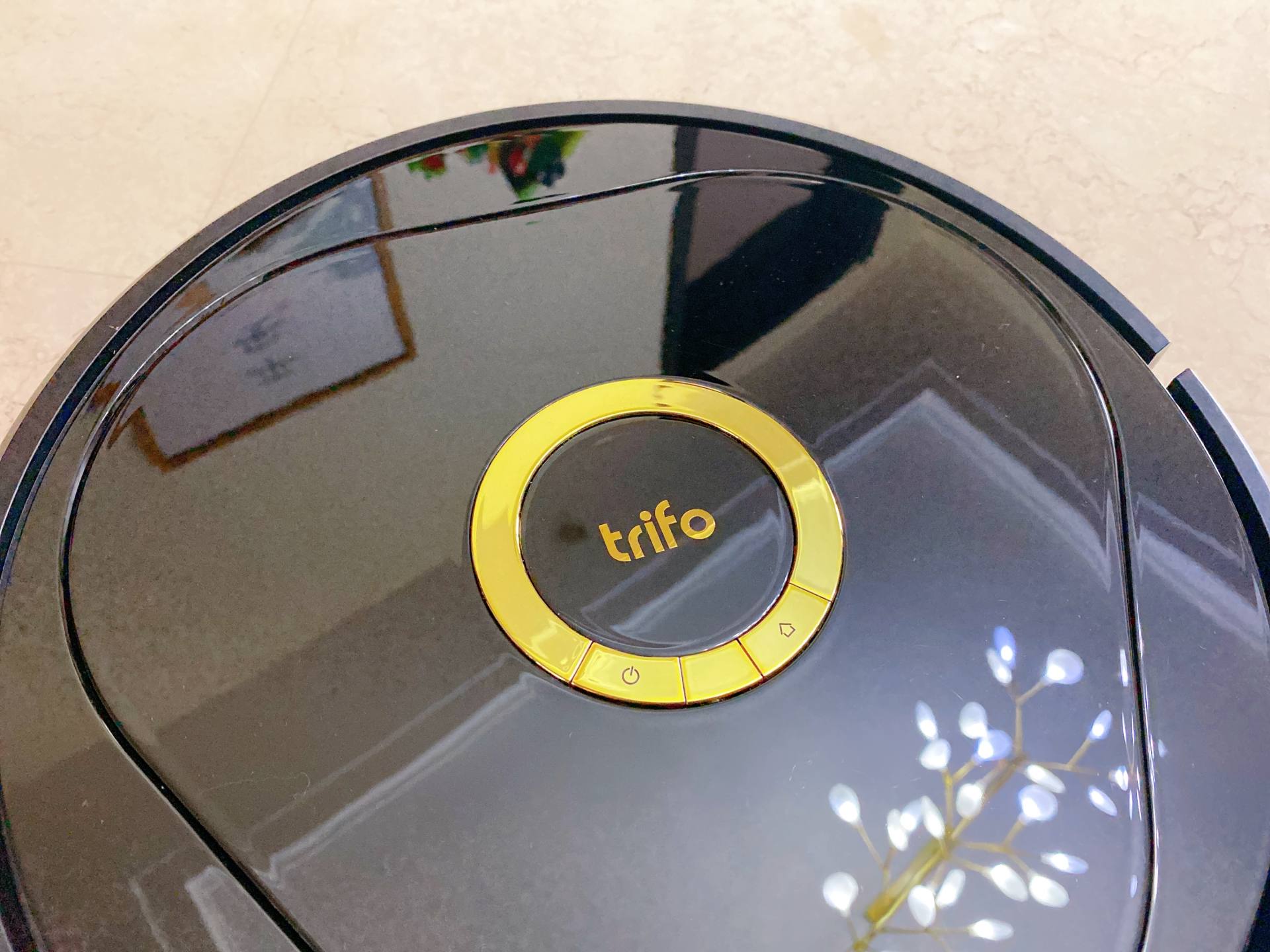 扫地机器人|养宠物和养娃不能兼得？有了Trifo扫地机器人，这都不是事