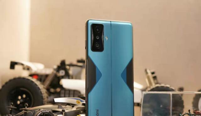 |红米K50电竞版迎来大降，有120W快充+4700mAh，是你的“菜”吗？