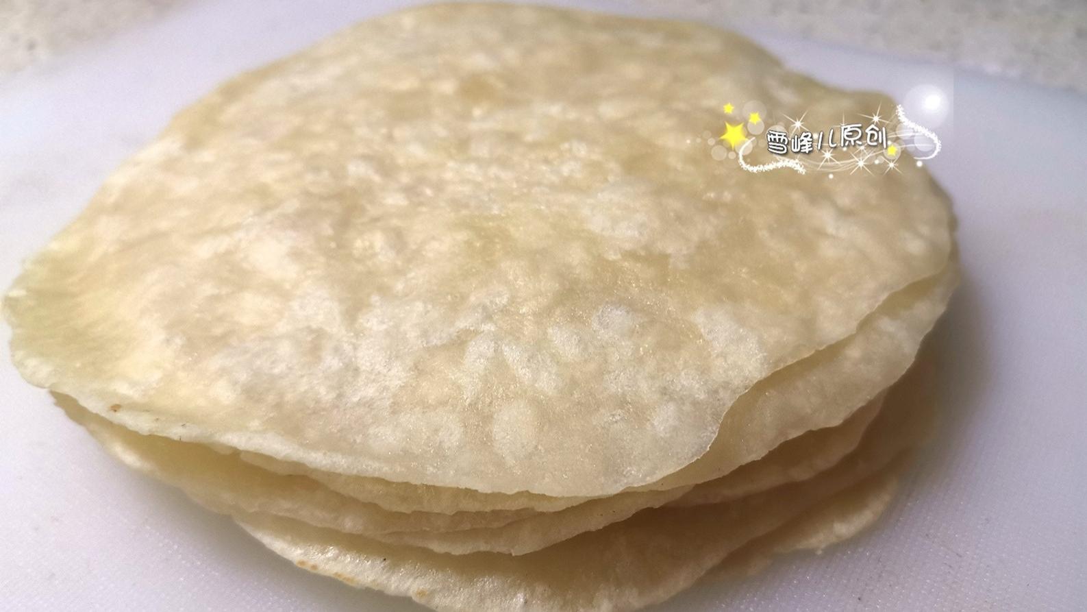 春饼|春天就要吃春饼，2个小技巧烙出又软又薄的春饼，卷啥都很香，别错过