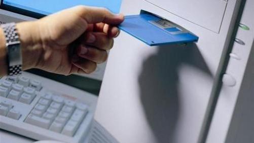 硬盘|为什么电脑硬盘上没有A盘和B盘？只有电脑老手才知道