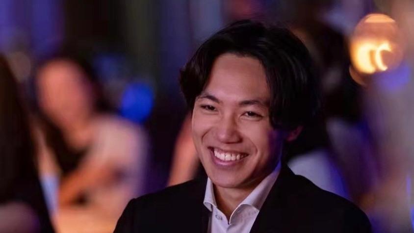 张艺谋|张艺谋儿子获耶鲁大学录取通知，其中两个名列前20，陈婷发文祝贺