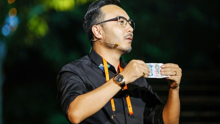 鹿晗|代言平台让37万人受牵连，直播带货退款率76%，汪涵确定无辜？