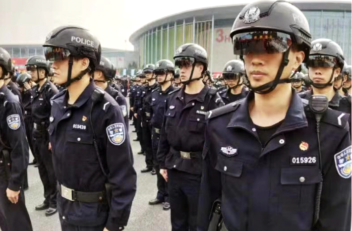 ar眼镜|助力消费级AR眼镜升级–极致轻亮的几何光波导显示方案