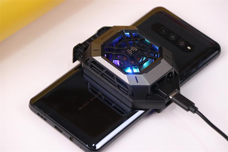 小米科技|特效全开，畅玩《不良人3》不发热！北通千机寒手机散热器体验