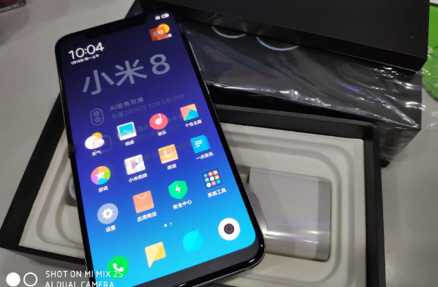 海信|用小米8很久了,起初用的话是很好用的,不会卡