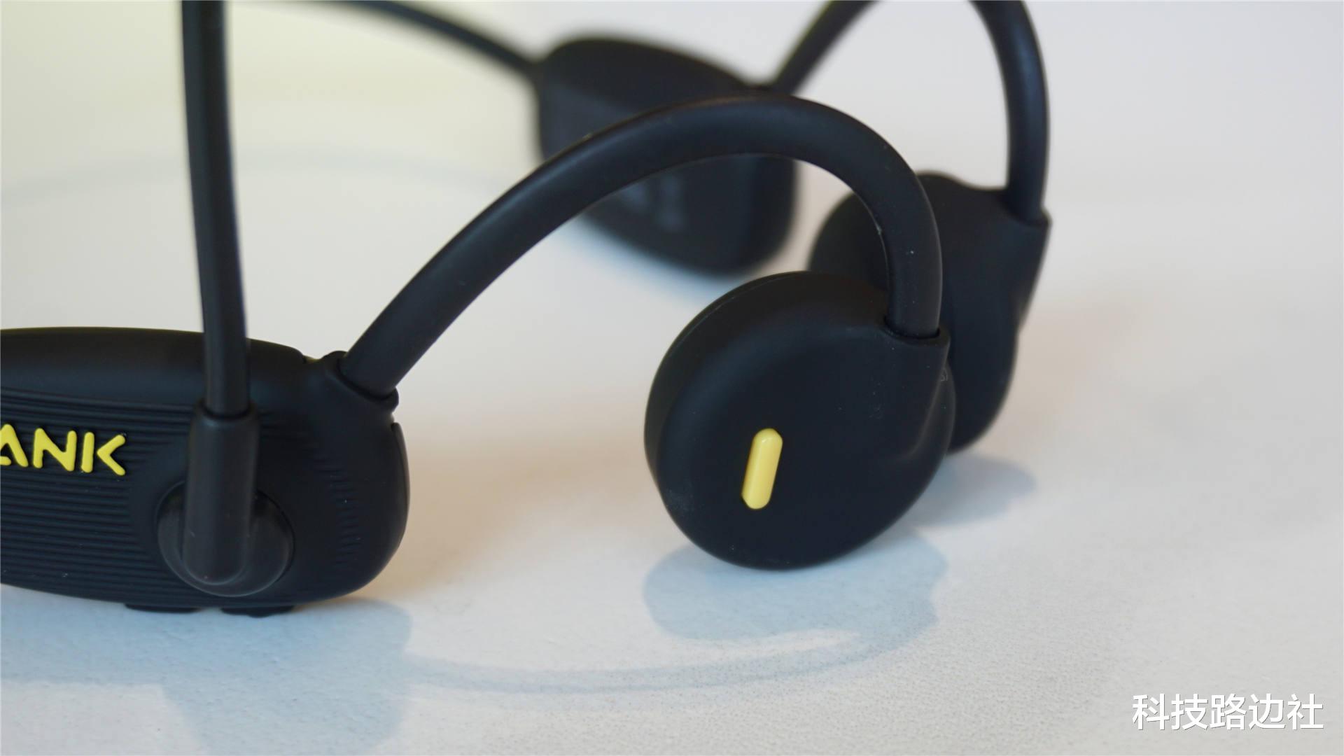 骨传导耳机|不到500元,听歌通话两不误,南卡 Runner Comm骨传导耳机