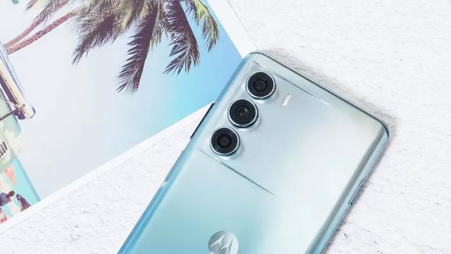 尼康|摩托罗拉“不讲武德”,顶级旗舰跌至千元机,友商尴尬了