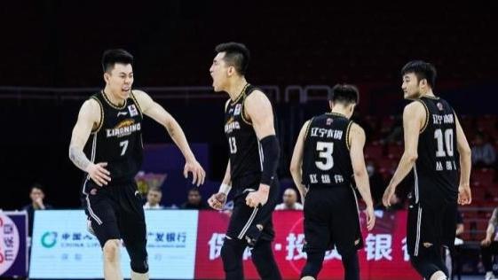 孙铭徽|总决赛次回合辽篮难挡广厦！孙铭徽调准星！许钟豪与奥卡福挑大梁