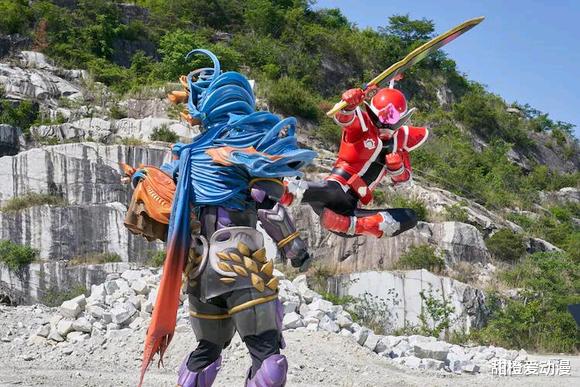 戴沐白|revice剧场版情报:geats会客串暴太郎战队,武器主要以枪为主!